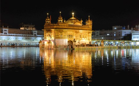 Harmandir Sahib at 4AM